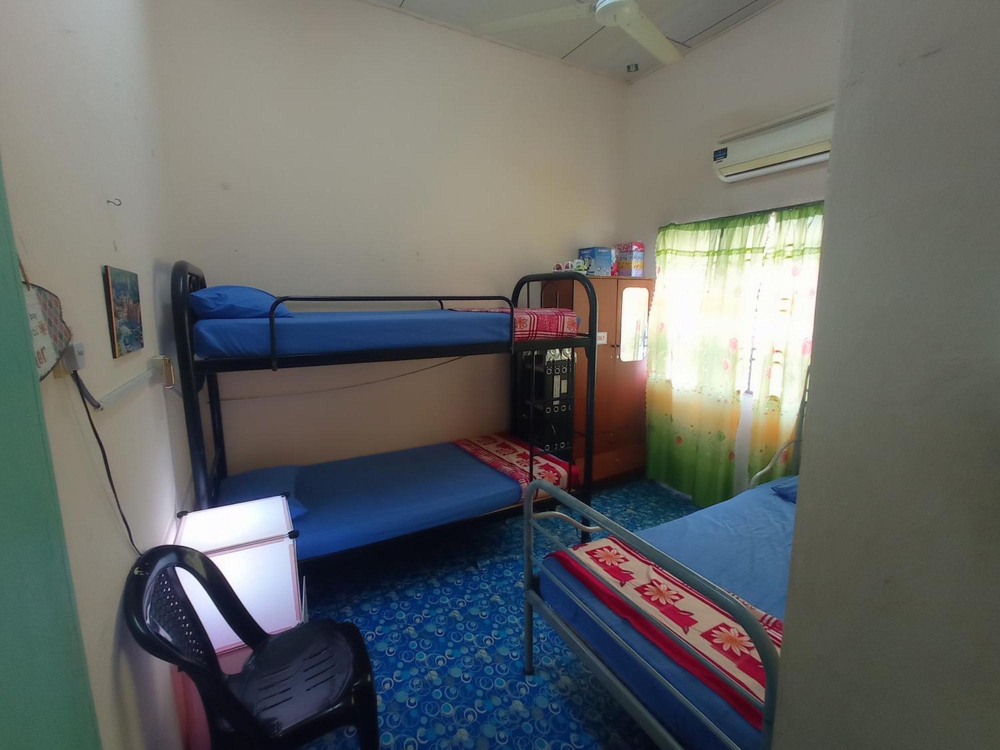 Homestay Melewar パリ・ラジャ エクステリア 写真