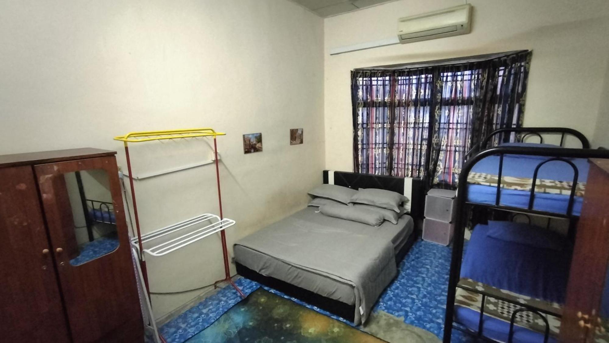 Homestay Melewar パリ・ラジャ エクステリア 写真